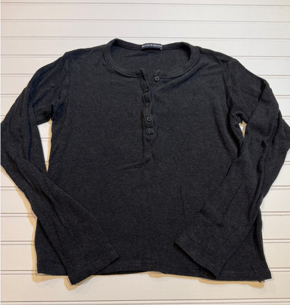 Brandy Melville Long Sleeve Basic. Grey EUC. Made in Italy